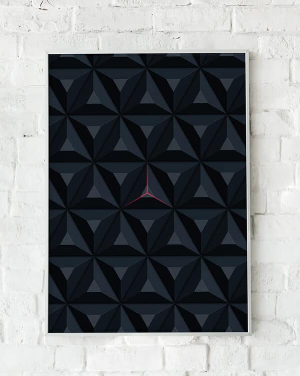Geometrisk plakat med polygonmønster og lysstråle – "Coming Through".