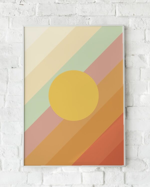 Pastelfarvet plakat med diagonale striber og en central gul cirkel.