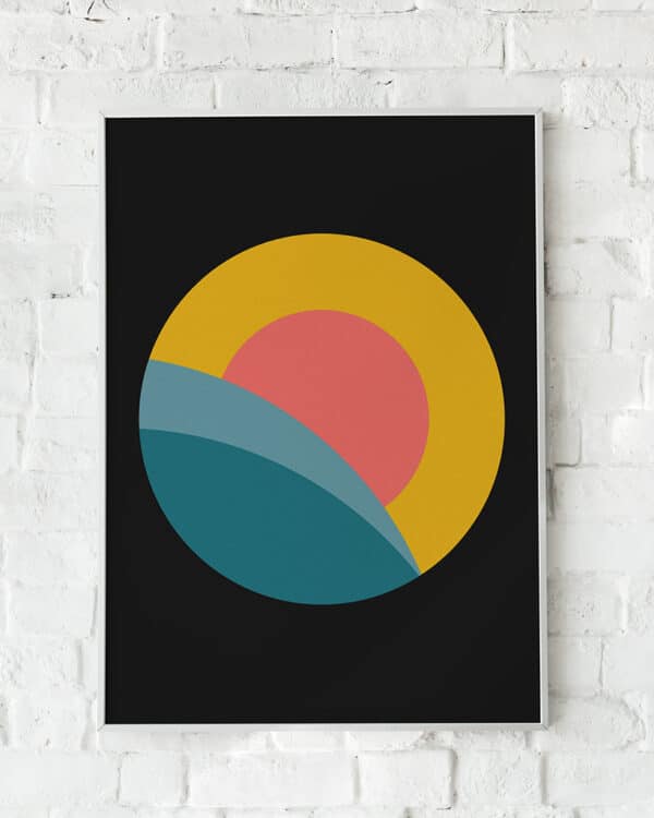 Minimalistisk plakat med en stor gul sol og bløde