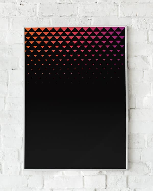 Geometrisk plakat med gradient-trekanter i rød