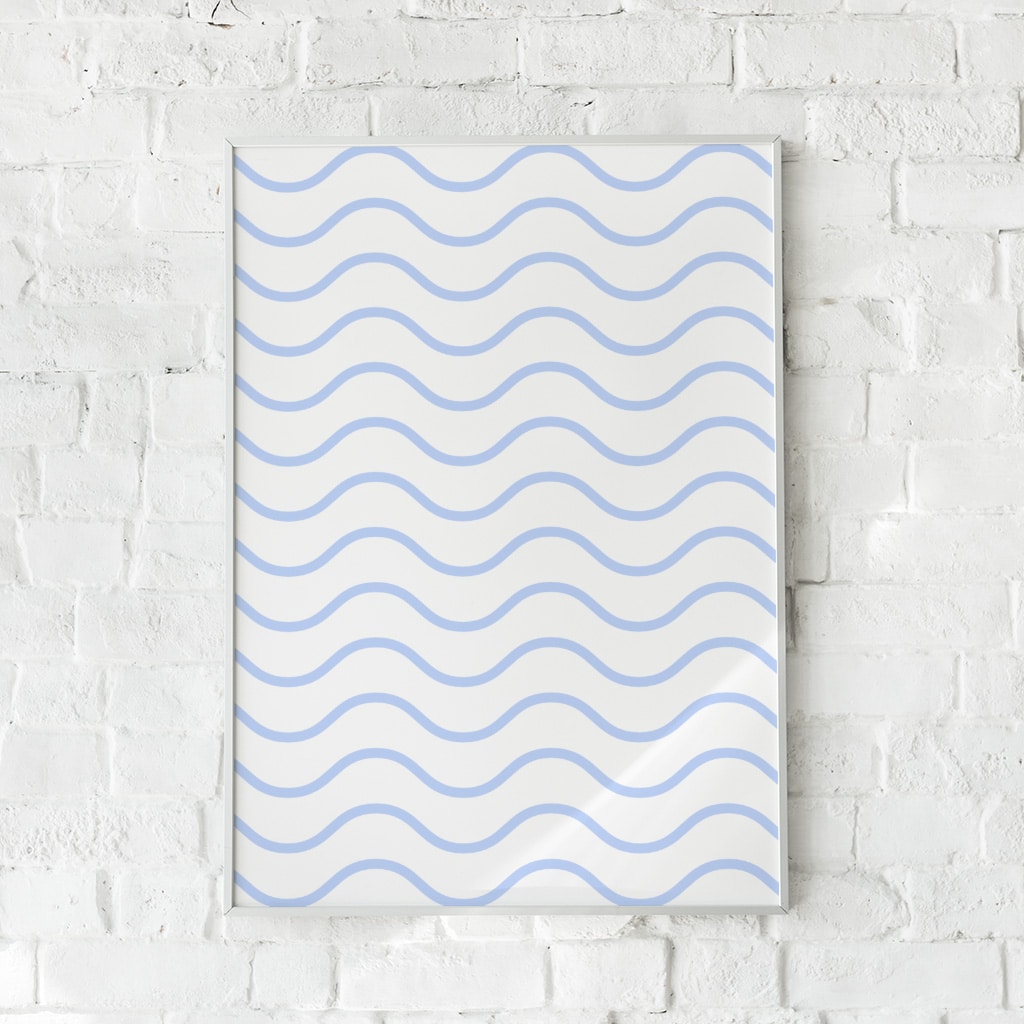 Minimalistisk plakat med bølgende linjer i lyseblå – "Blue Waves".