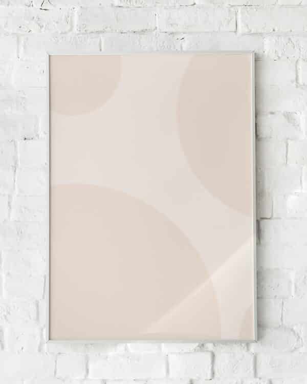 Minimalistisk plakat med beige og brune cirkler – "Brown Spots".