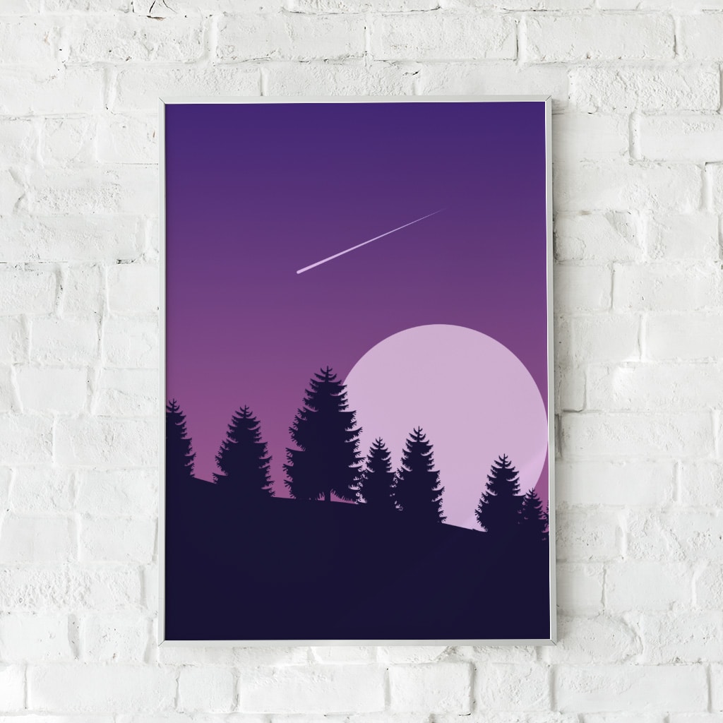 Naturskøn plakat med fyrretræer under en lilla nattehimmel med måne og stjerneskud.