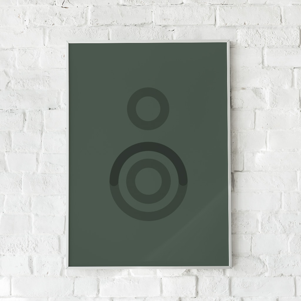Minimalistisk plakat med to koncentriske cirkler på en dybgrøn baggrund. Skaber balance og harmoni.