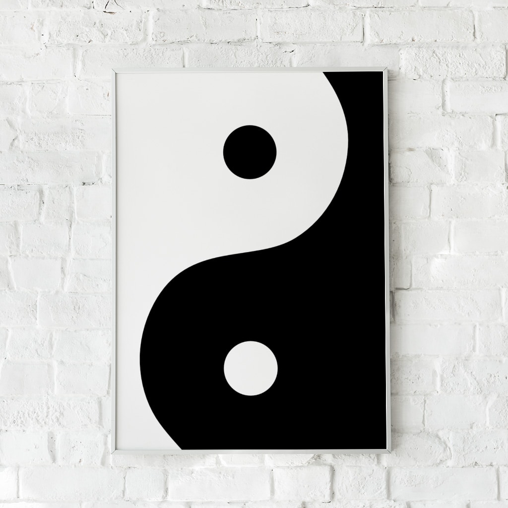 Yin og yang-inspireret plakat i sort-hvid design. Perfekt til at skabe balance og harmoni i hjemmet.