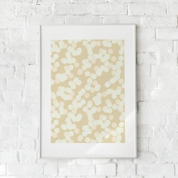 Minimalistisk plakat med bløde prikker i beige og hvid.